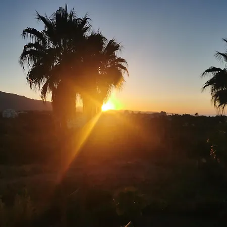 Atalaya: Luxury Marbella Retreat Near Golf And Estepona