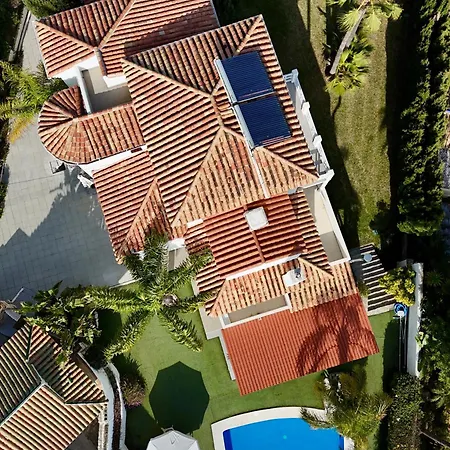Villa Stunning&luxury In Marbella-atalaya - 250m To Gc Atalaya, 2x 18 Holes&very Close To The Of San Pedro De Alcántara&puerto Banus Or Puente Estepona