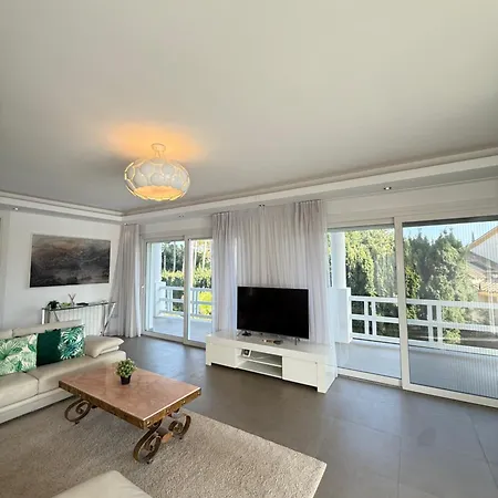 Villa Stunning&luxury In Marbella-atalaya - 250m To Gc Atalaya, 2x 18 Holes&very Close To The Of San Pedro De Alcántara&puerto Banus Or Puente *