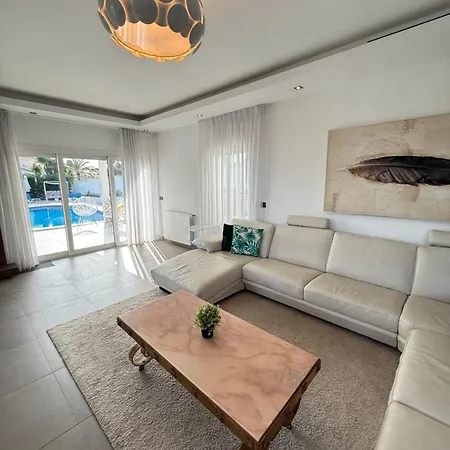 Stunning&luxury In Marbella-atalaya - 250m To Gc Atalaya, 2x 18 Holes&very Close To The Of San Pedro De Alcántara&puerto Banus Or Puente *