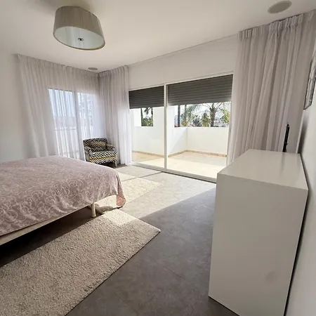 Villa Stunning&luxury In Marbella-atalaya - 250m To Gc Atalaya, 2x 18 Holes&very Close To The Of San Pedro De Alcántara&puerto Banus Or Puente *
